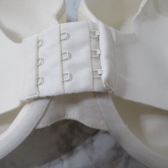 Olga Bra 40D Off White Lace Underwire GF6781A - Picture 5 of 6